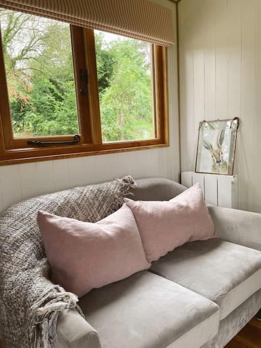 The Hereford Hut, Charming 1 Bedroom Shepherds Hut Callow Dış mekan fotoğraf